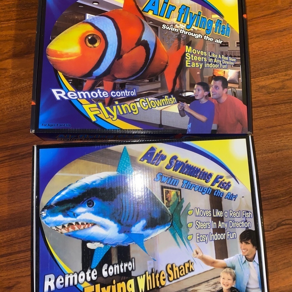 Air Swimmers Remote Control Flying Fish toys